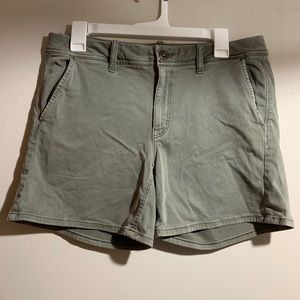 NWOT American Eagle Midi Shorts